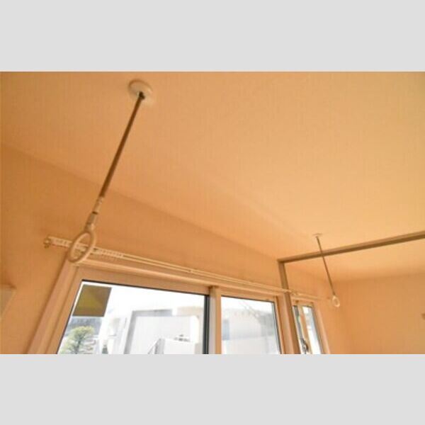 マリアエレナ302号室 室内物干し