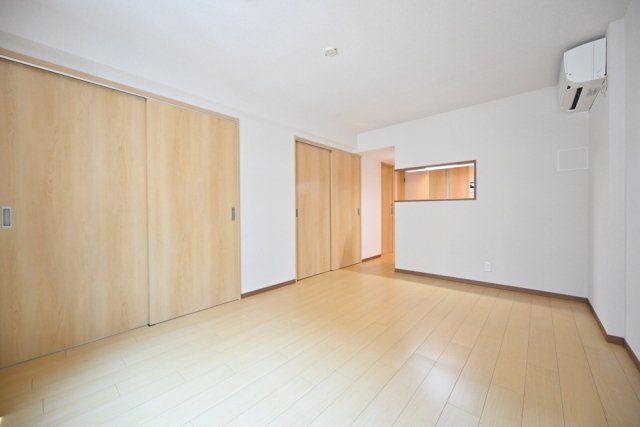 ＣＥＮＴＲＡＬ　ＧＡＲＤＥＮ　ＲＥＳＩＤＥＮＣＥ　ＴＯＫＹＯ2階 リビング