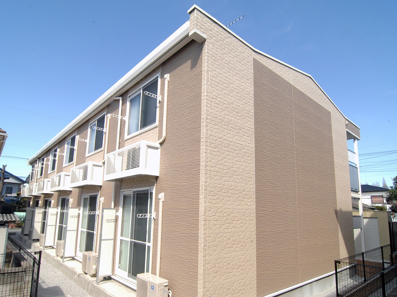 レオパレスグリーンクローバーの外観画像