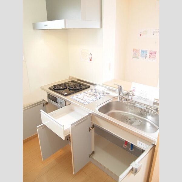 ヴィオラ301号室 システムキッチン(対面式キッチン)