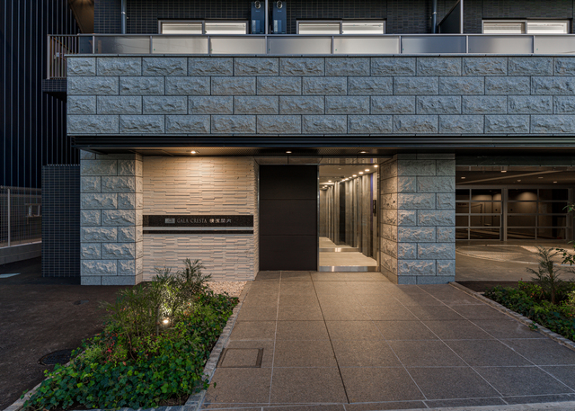 ガーラ・クレスタ横濱関内 エントランス