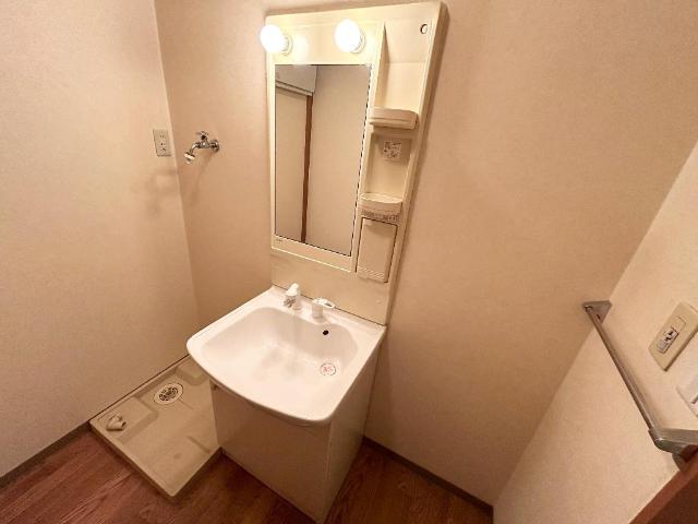 Ｇｒａｎｄｅ　Ｖｉｌｌａ（グランデ　ヴィラ） 洗髪洗面化粧台