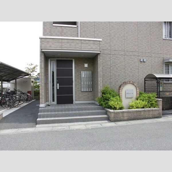 メゾンベール エントランス