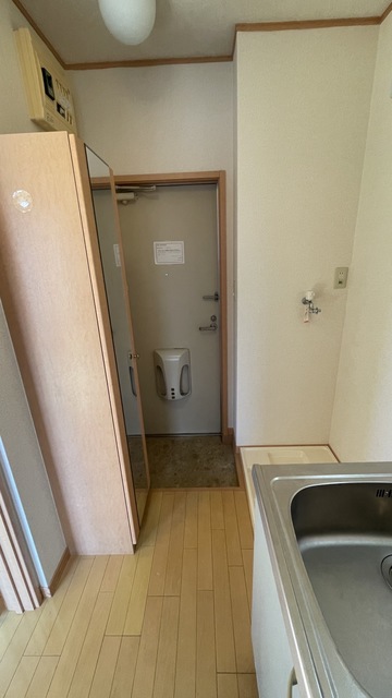 ソレーユ弦巻 玄関