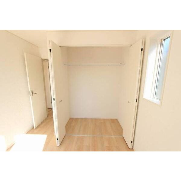 クレイドルガーデン八王子市犬目町第35　(2号棟)0001号室 収納