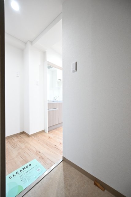 ハイツ若草 玄関