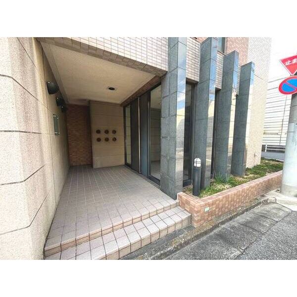 グランシャリオ0303号室 エントランス