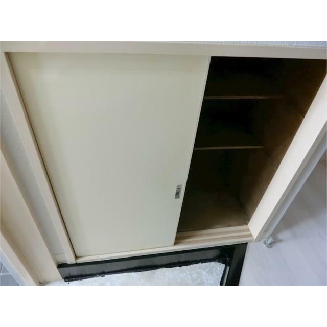 メブキ太子堂 玄関