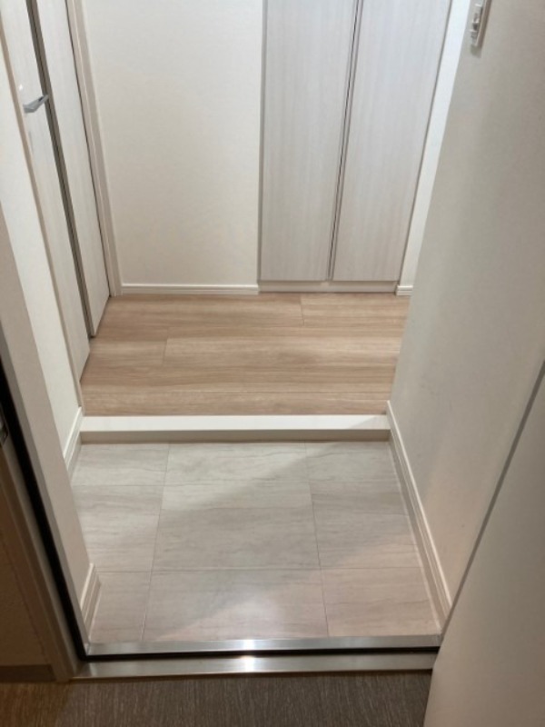 CREALpremier八丁堀9階 玄関