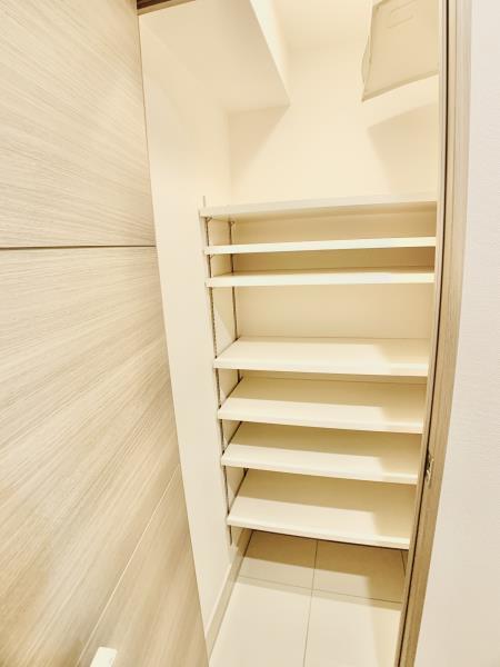 Ｂｒｉｌｌｉａ中野3階 リビング