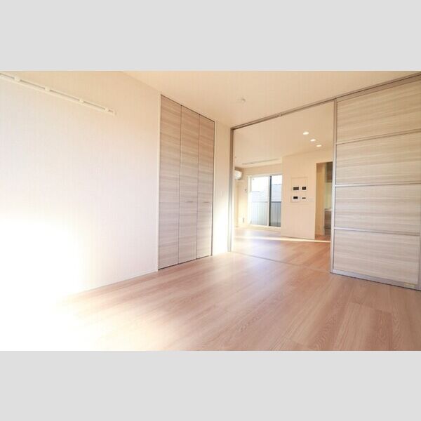 Frais Parfum(フレ パルファン) 洋室