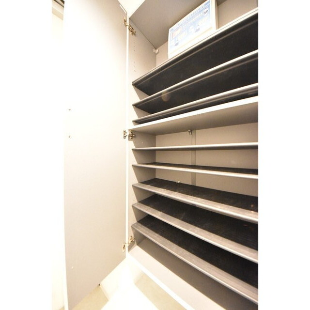 CASA PIAZZA 桜新町0103号室 内観