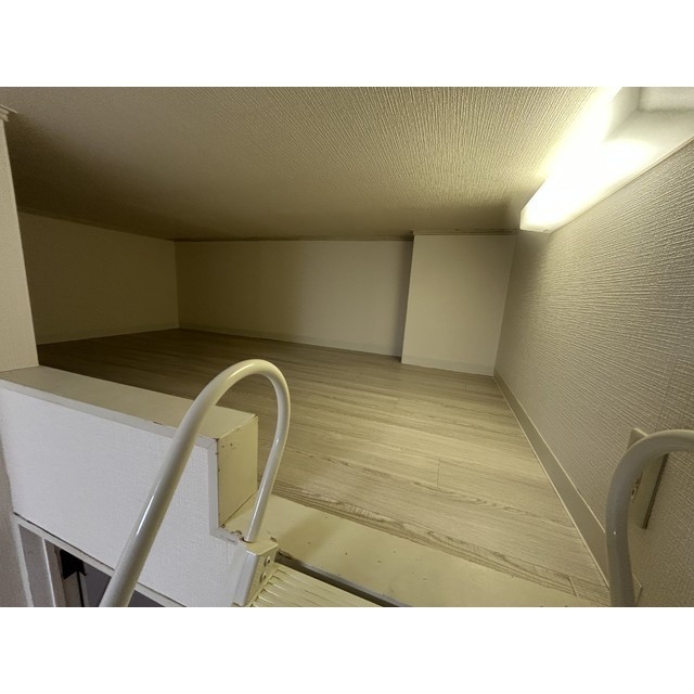 ブルーメアライ36B棟106号室 内観