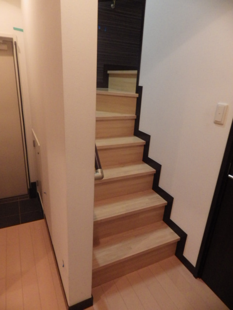 Ｋ’ｓ　Ｈｏｕｓｅ0101号室 階段