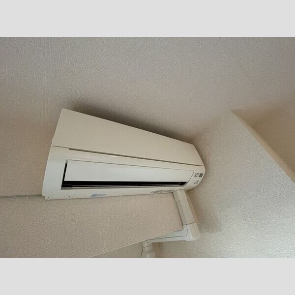 ジェイ・エス・ティ横浜東 エアコン