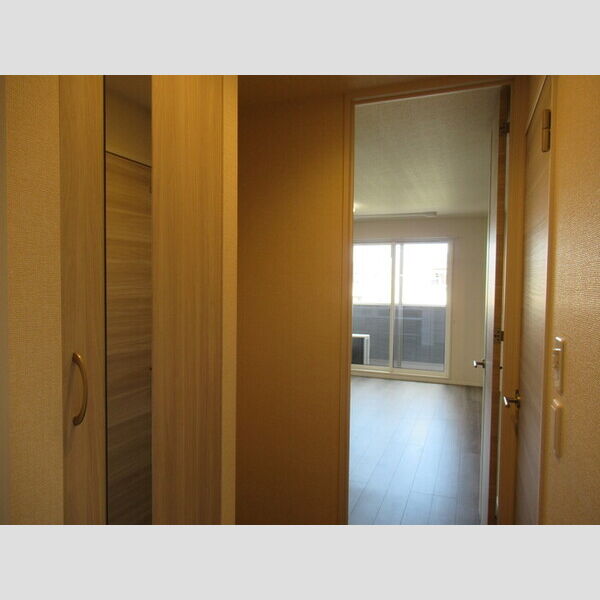 D-ROOM　IGODAI 玄関