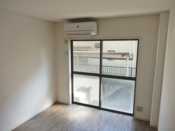 メゾン河辺201号室 同建物別部屋の参考画像