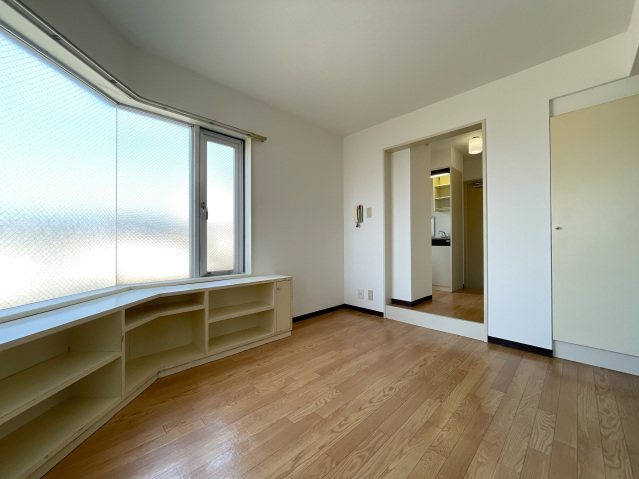 スカイコート白楽A号棟 ※別部屋参考写真