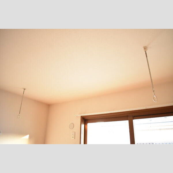 ウエストヒルズ　B205号室 室内物干