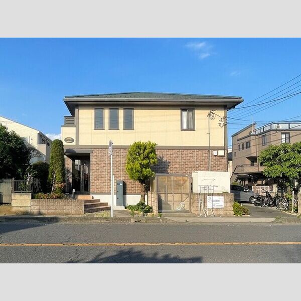 シャインローズ203号室 外観