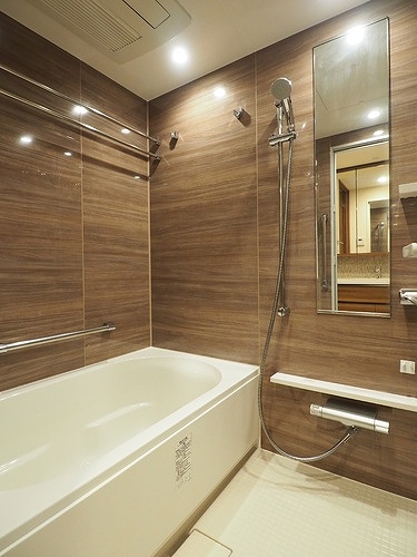 ディアナコート三軒茶屋2階 浴室　※2026年4月撮影