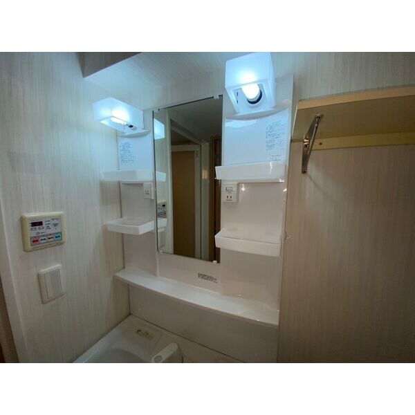 レ・ベント高円寺 洗面