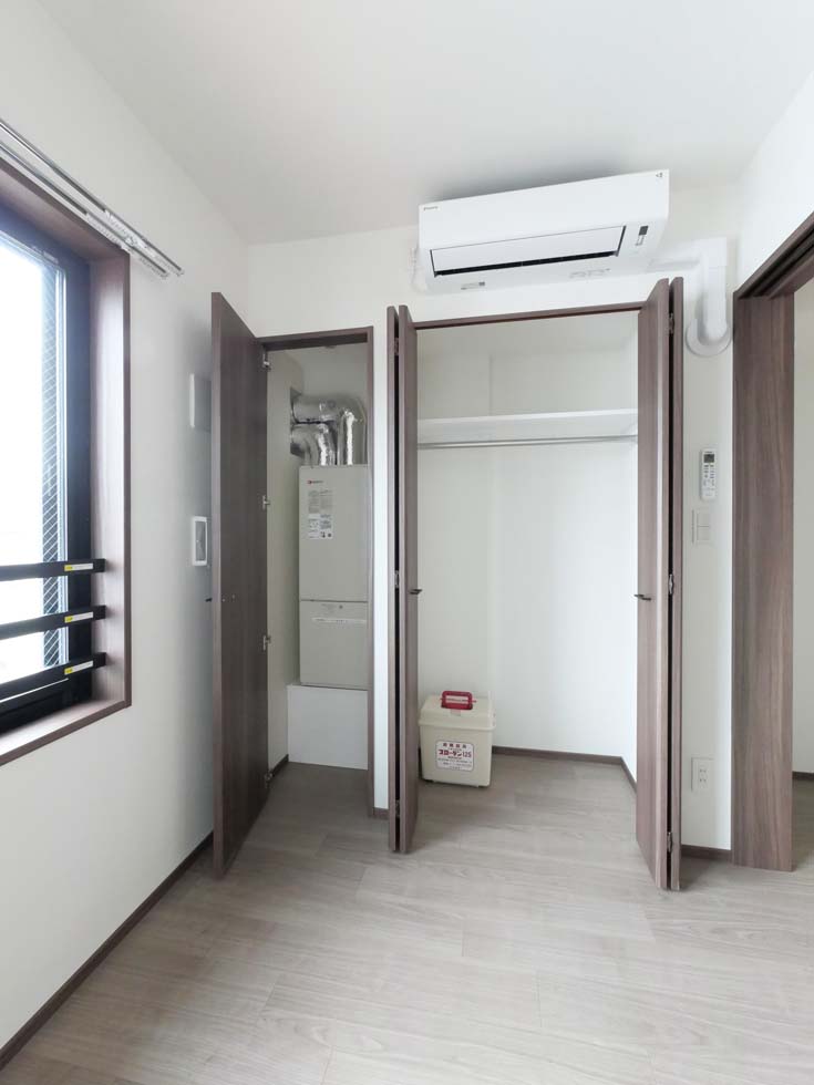 コンポジット渋谷本町4階 内観