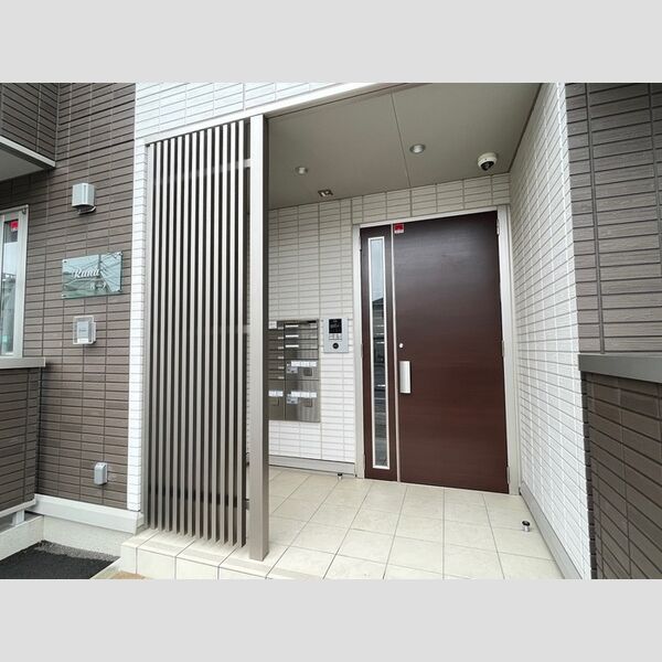 ルーナ エントランス