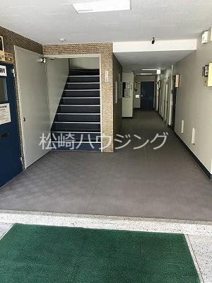 西落合苑 エントランス