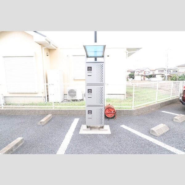 グランシャリオ 宅配ボックス