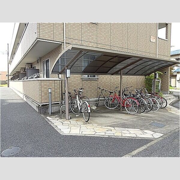 Biz STAY 木更津 駐輪場