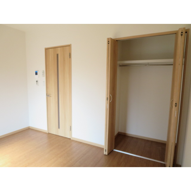 アムール烏山102号室 内観