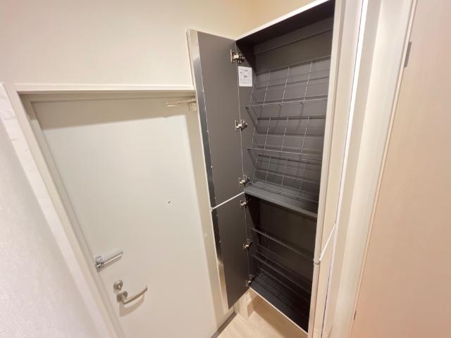 アコード・Ｋ102号室 下駄箱