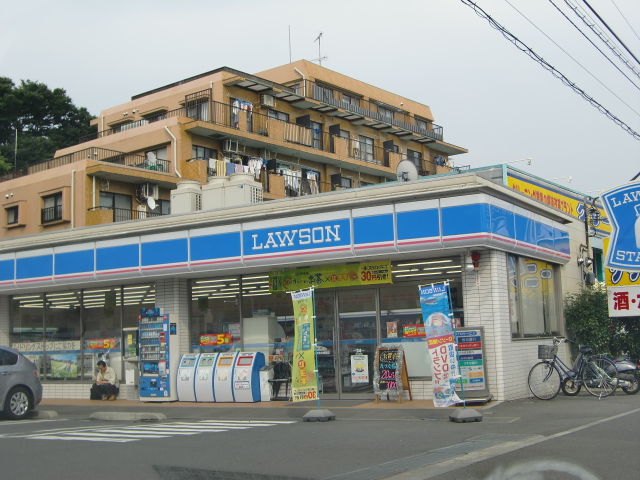 ビエント小机 コンビニまで750ｍ