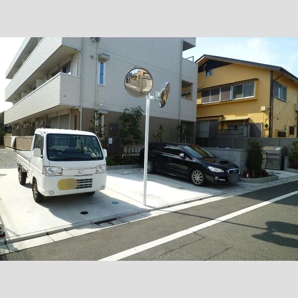 ヴィグノーブル上石神井303号室 駐車場
