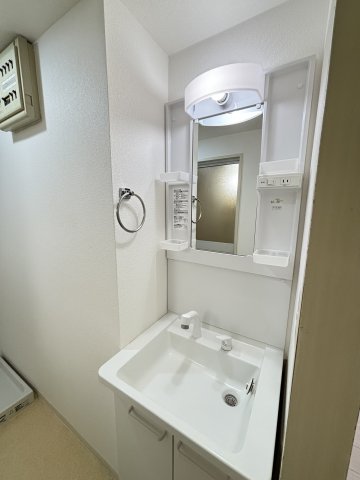 ＴＯＭＩＫＵＲＡ－Ⅲ0101号室 洗面