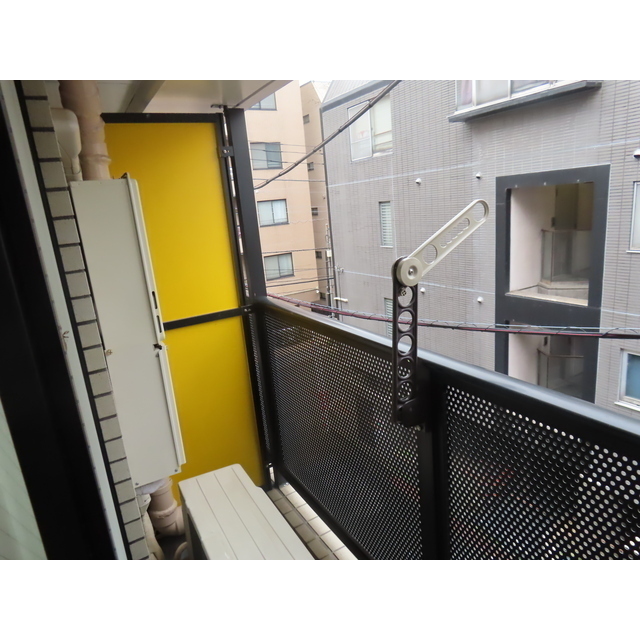 プティ・リヴァージュ バルコニー