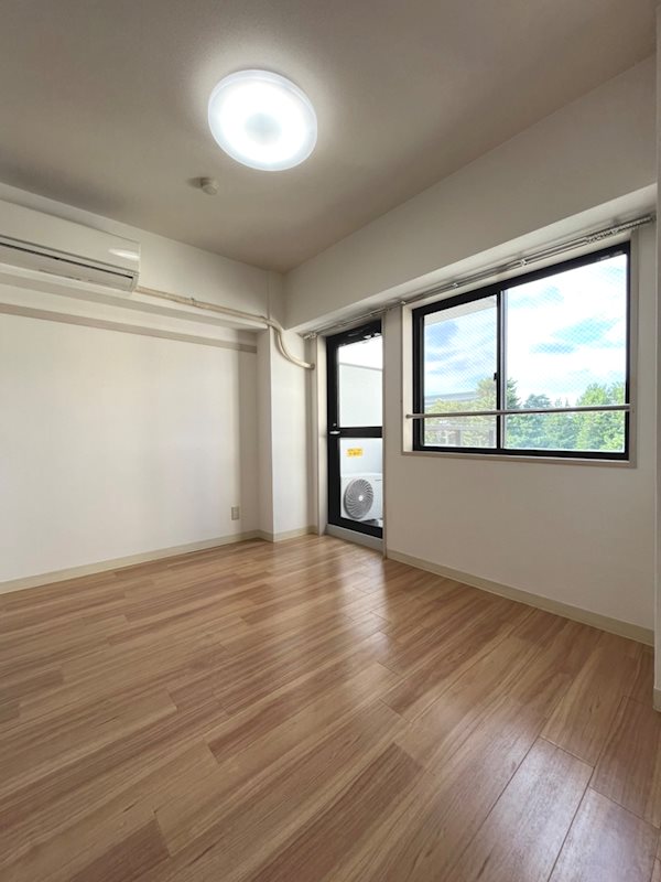 ドルチェ府中ツインエクセル リビング