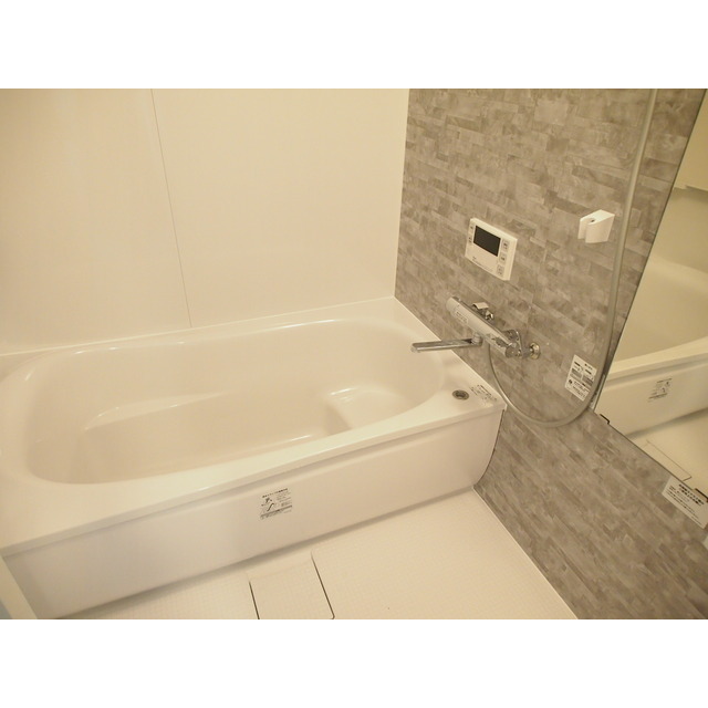 吉田邸 AA号室 追焚機能付バス♪