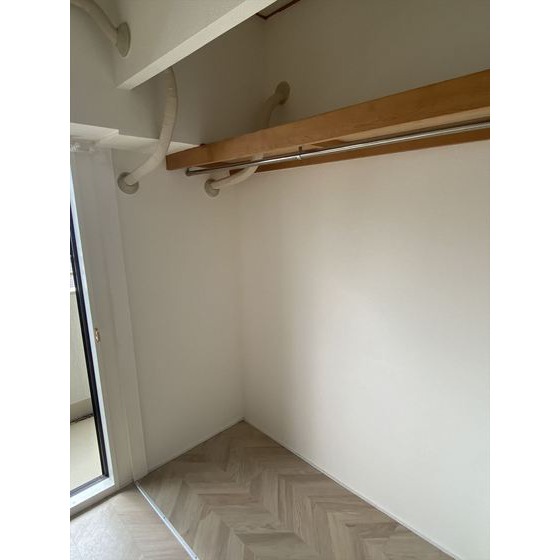 ロイヤルフラット野毛山壱番館902号室 同建物別部屋の参考画像