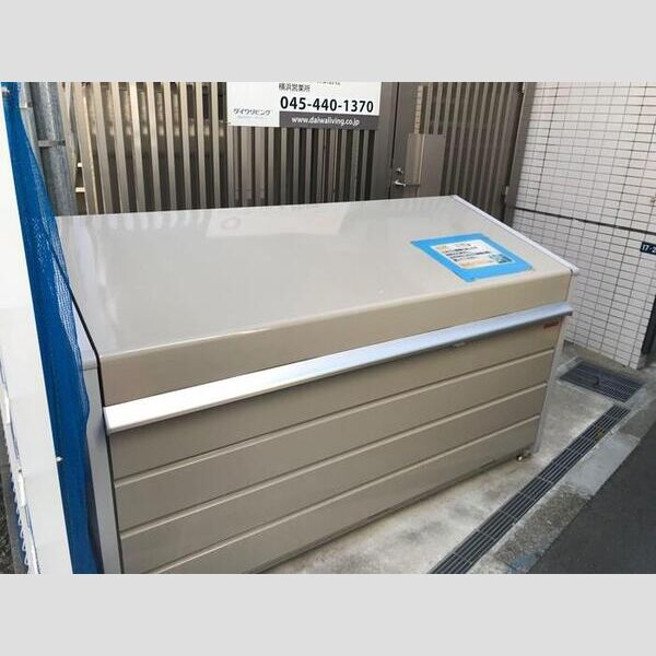 AT Hakkey ゴミ集積場