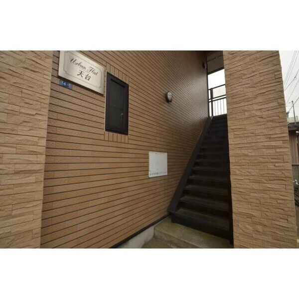 アーバンフラット天台 エントランス