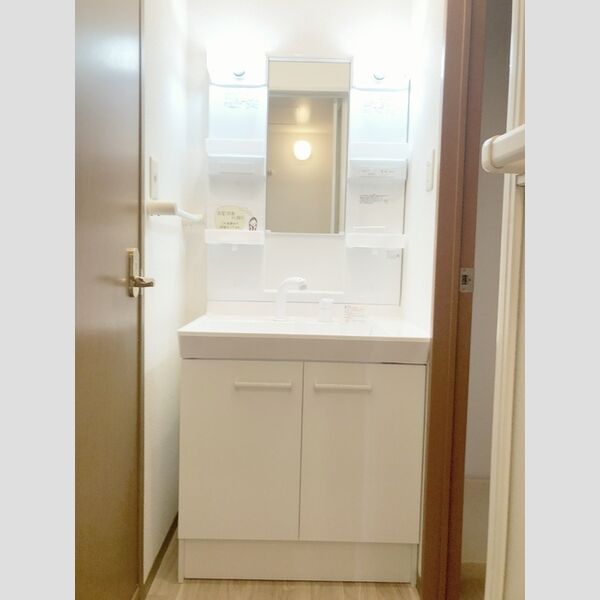 ヴェルデめいわ　B102号室 洗髪洗面化粧台