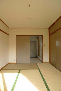 パナハイツ石井B2階 居間