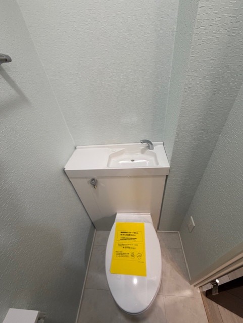 ＣＬＡＩＲＥ　　ＭＵＳＡＳＨＩ102号室 トイレ