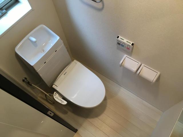 メゾンドラフィネ塩焼 自動で開閉しちゃいますよ