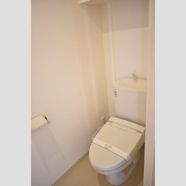 エスト・レザン　Ⅱ503号室 トイレ