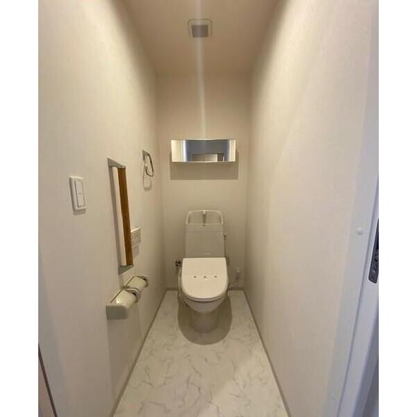 ユニヴァリィ　ノア101号室 トイレ