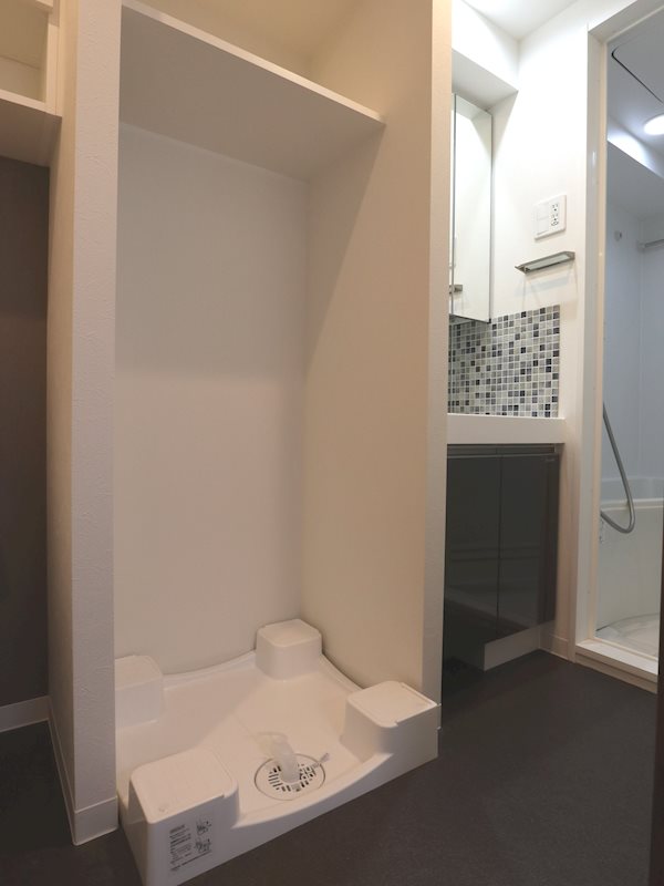 グランドコンシェルジュ大森本町Ⅰアジールコート3階 洗濯機置場