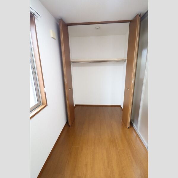 メルヴェーユ八潮中央　B306号室 クローゼット